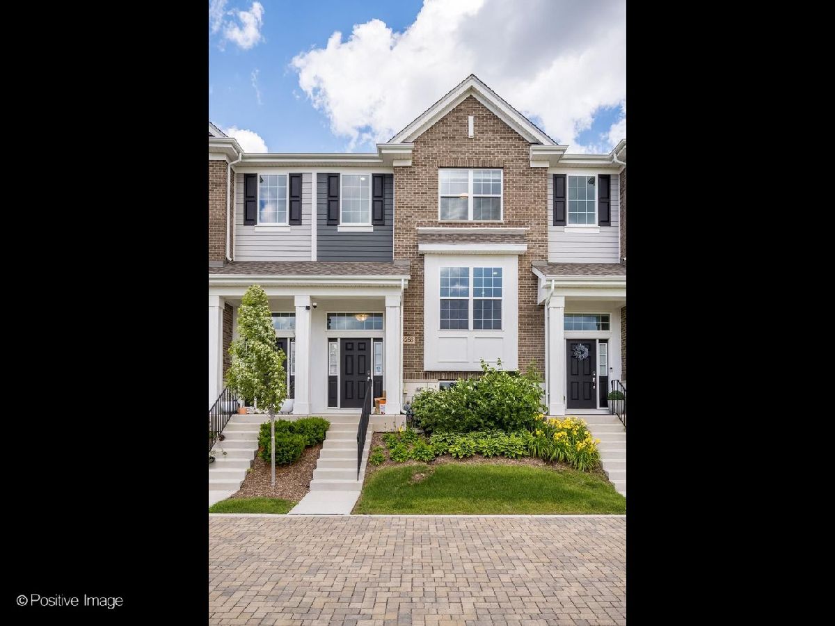 Condos & Townhomes For Sale Metro East Orland Park Illinois, 9256 Harlowe Lane