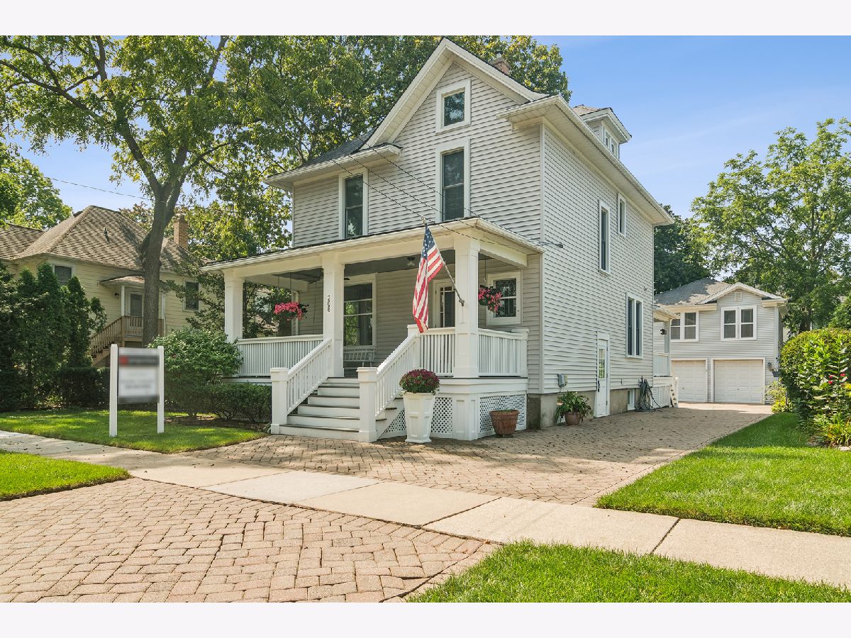  For Sale Palatine Illinois, 208 Benton Street