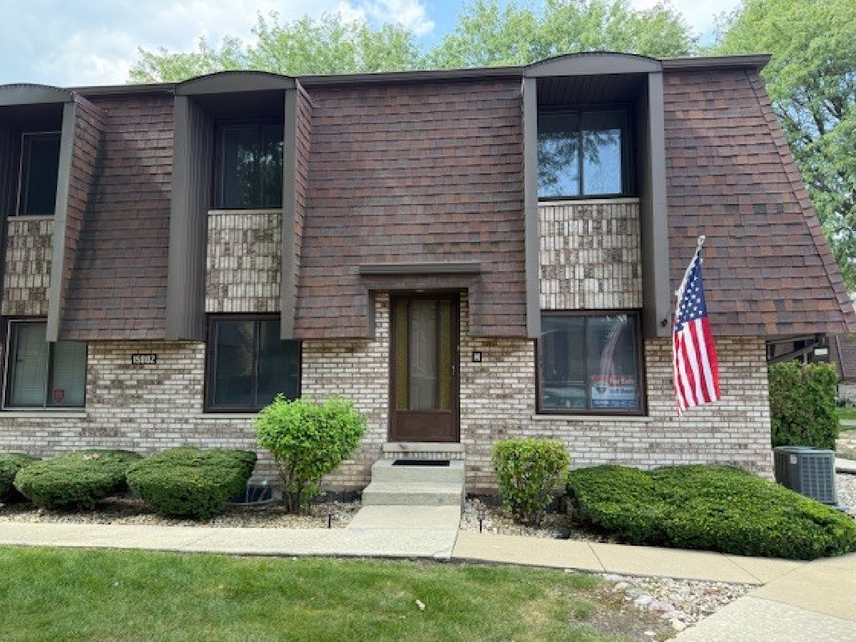  For Sale Oak Forest Illinois, 15802 Laramie Avenue