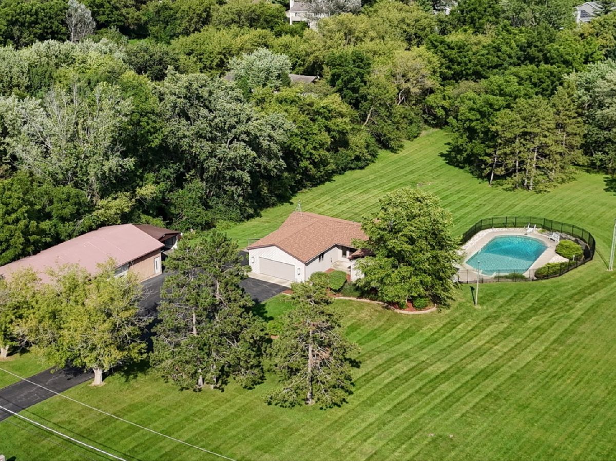  For Sale Antioch Illinois, 42357 Center Street