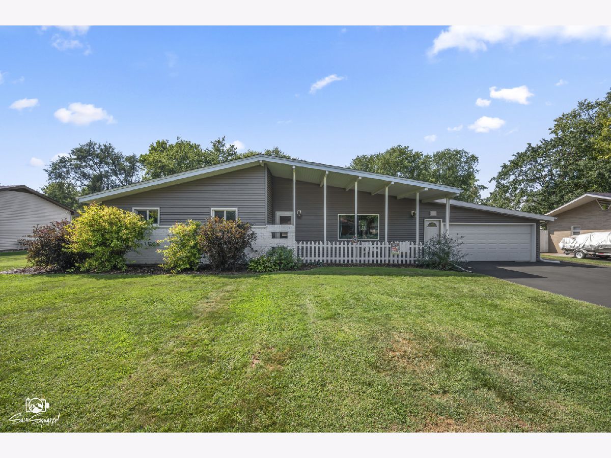 For Sale Kankakee Illinois, 856 Western Hills Drive