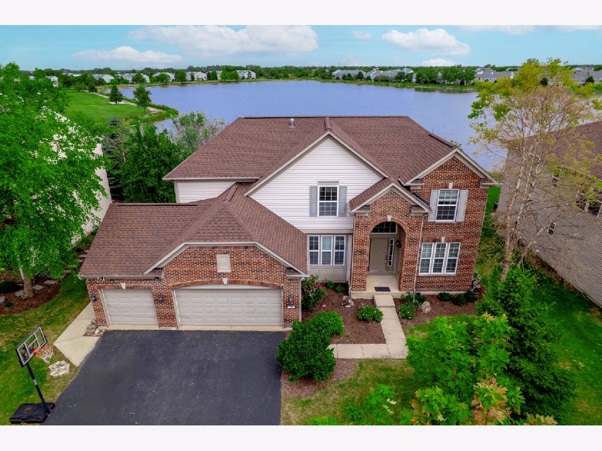  For Sale Oswego Illinois, 196 Chapin Way