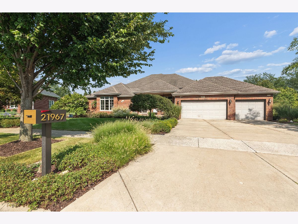  For Sale Frankfort Illinois, 21967 Emily Lane