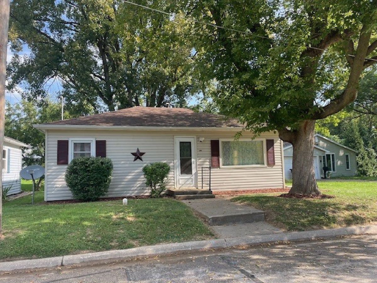  For Sale Clinton Iowa, 206 33rd Avenue