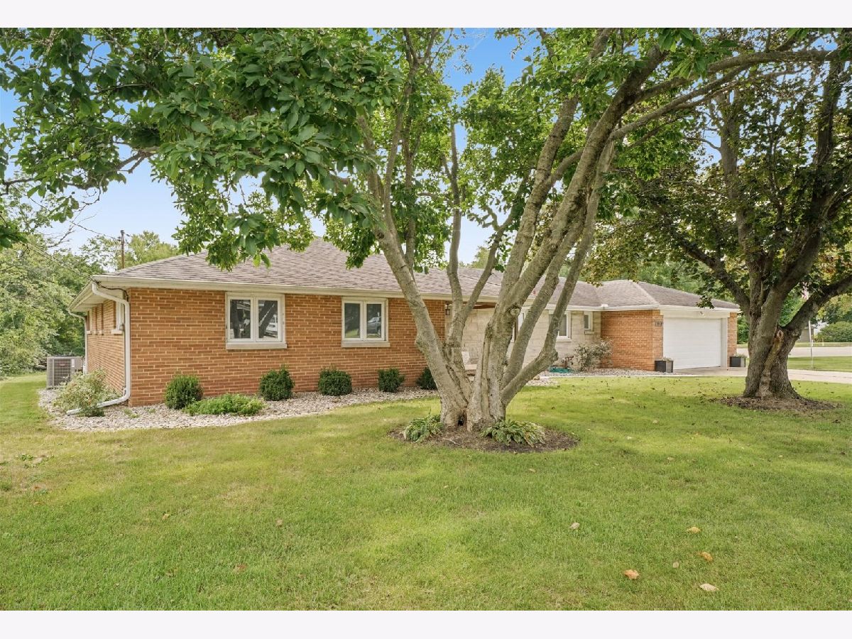  For Sale Farmer City Illinois, 720 High Street
