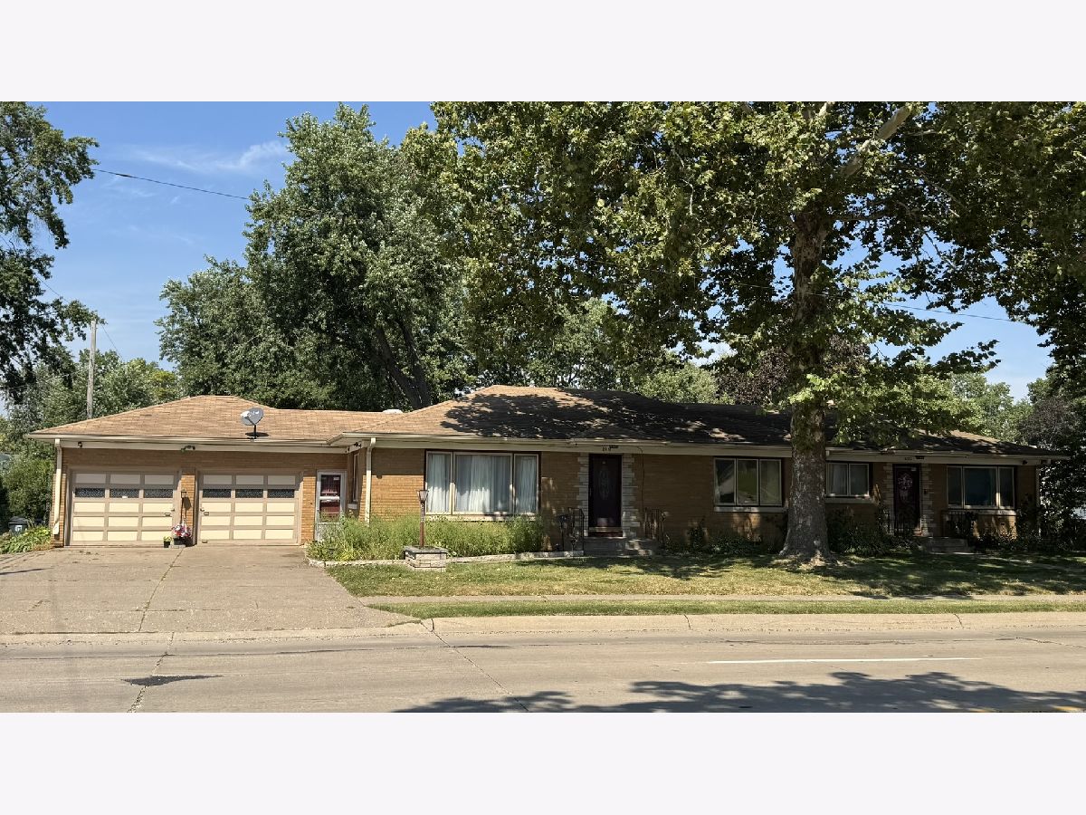 For Rent Davenport Iowa, 2110 Central Park