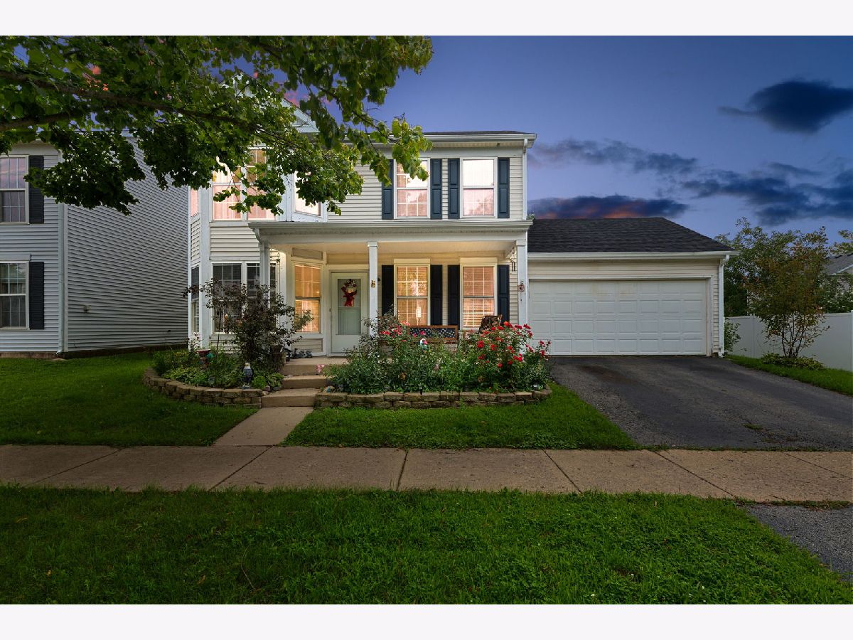Homes & Townhomes For Sale Hometown Oswego Illinois, 101 Eisenhower Drive