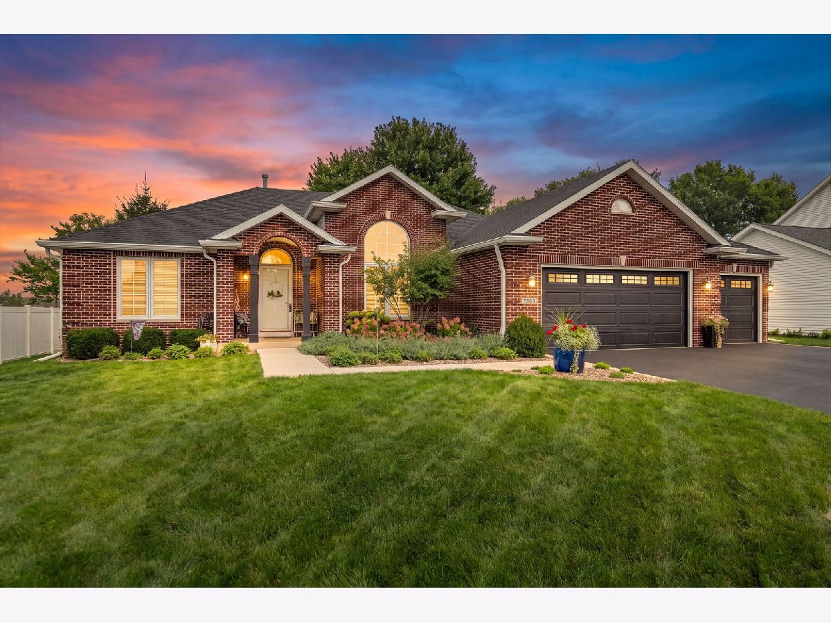 For Sale Machesney Park Illinois, 7225 Wimbledon Road