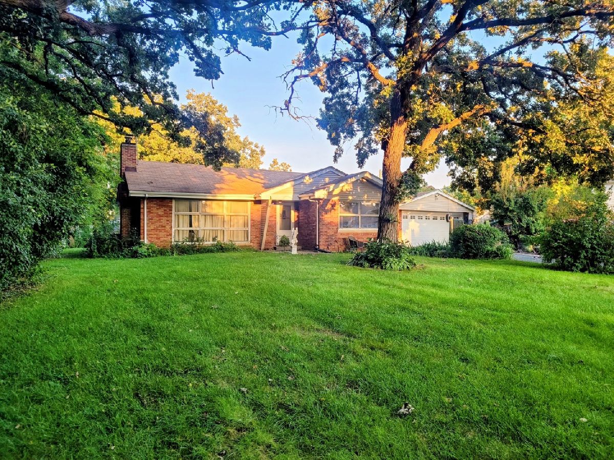  For Sale Justice Illinois, 7435 Banks Street