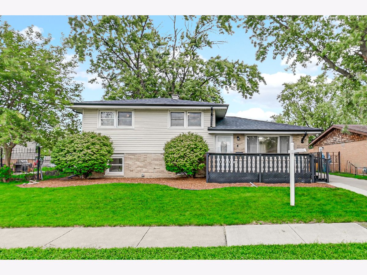  For Sale Oak Forest Illinois, 4340 Mann Street