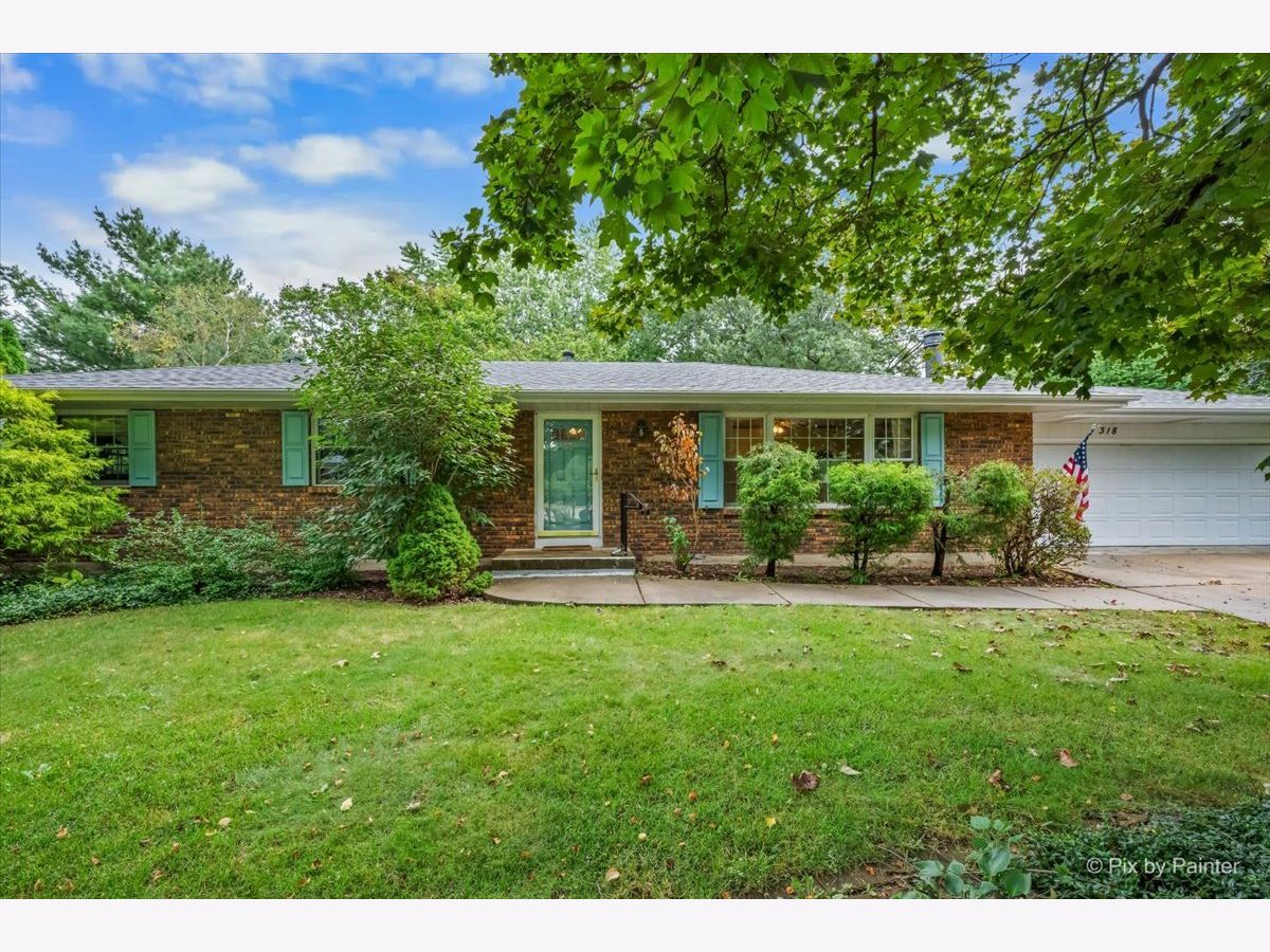  For Sale Yorkville Illinois, 318 Blackberry Lane