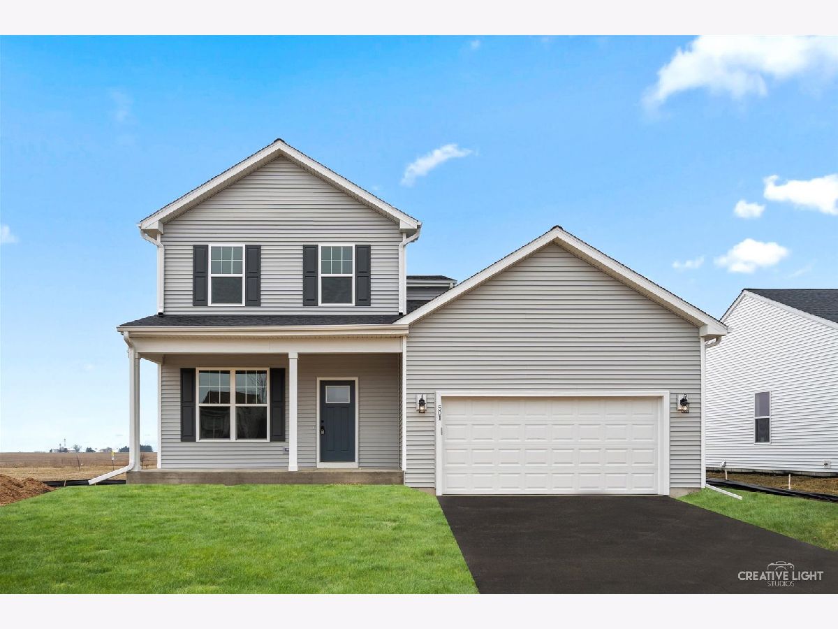  For Sale Marengo Illinois, 812 Whitetail Place