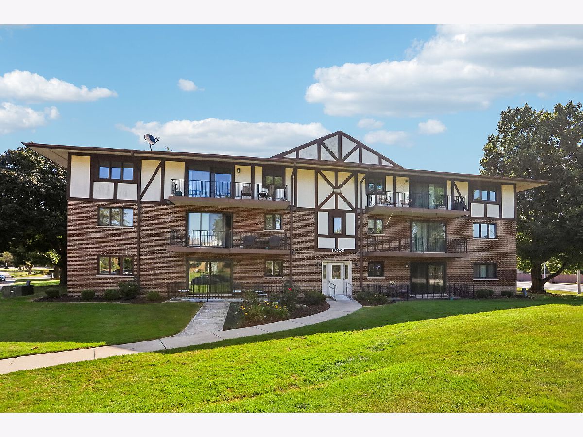  For Sale Palos Hills Illinois, 11009 Theresa Circle
