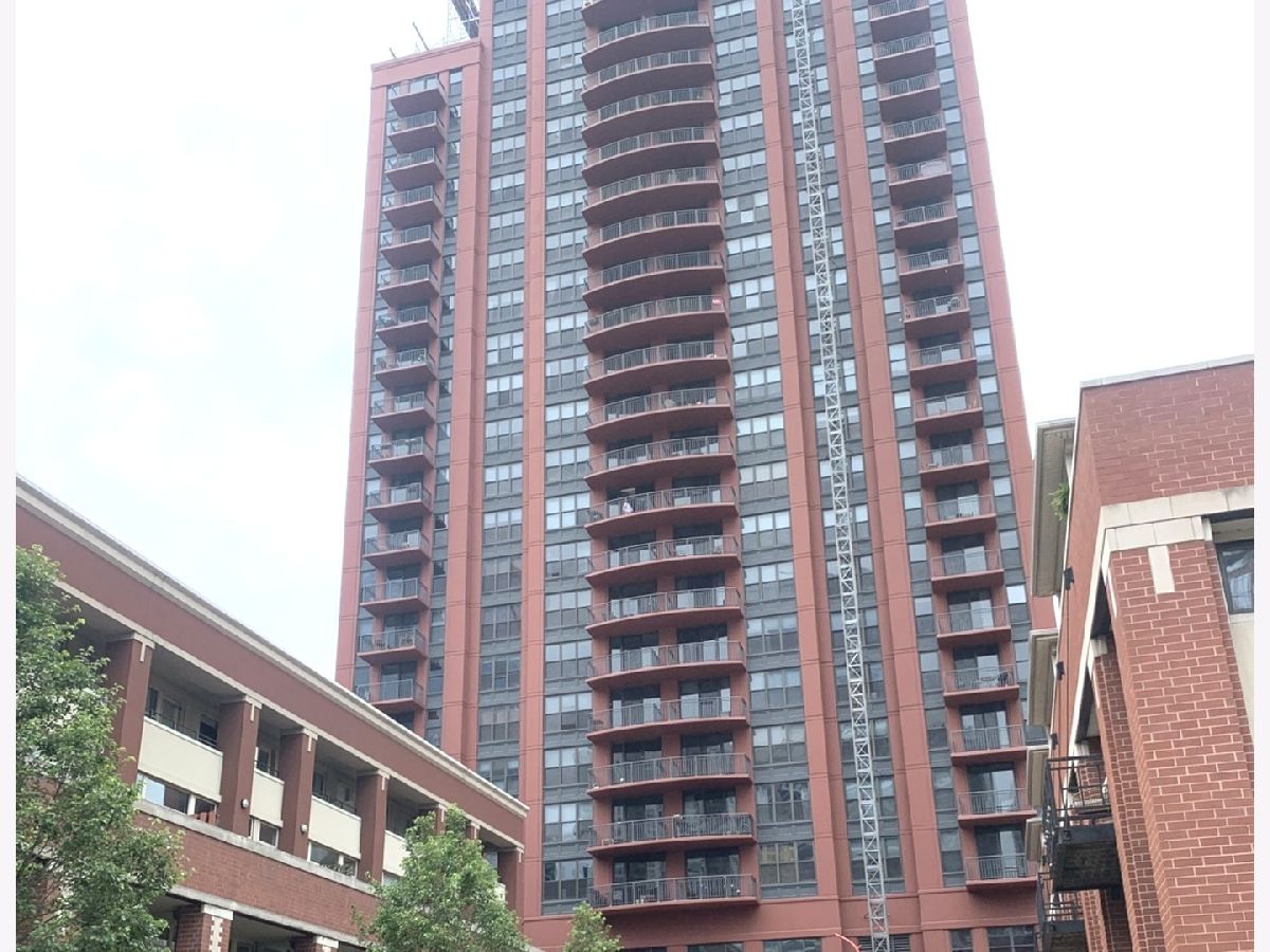  For Sale Chicago Illinois, 330 Jefferson Street