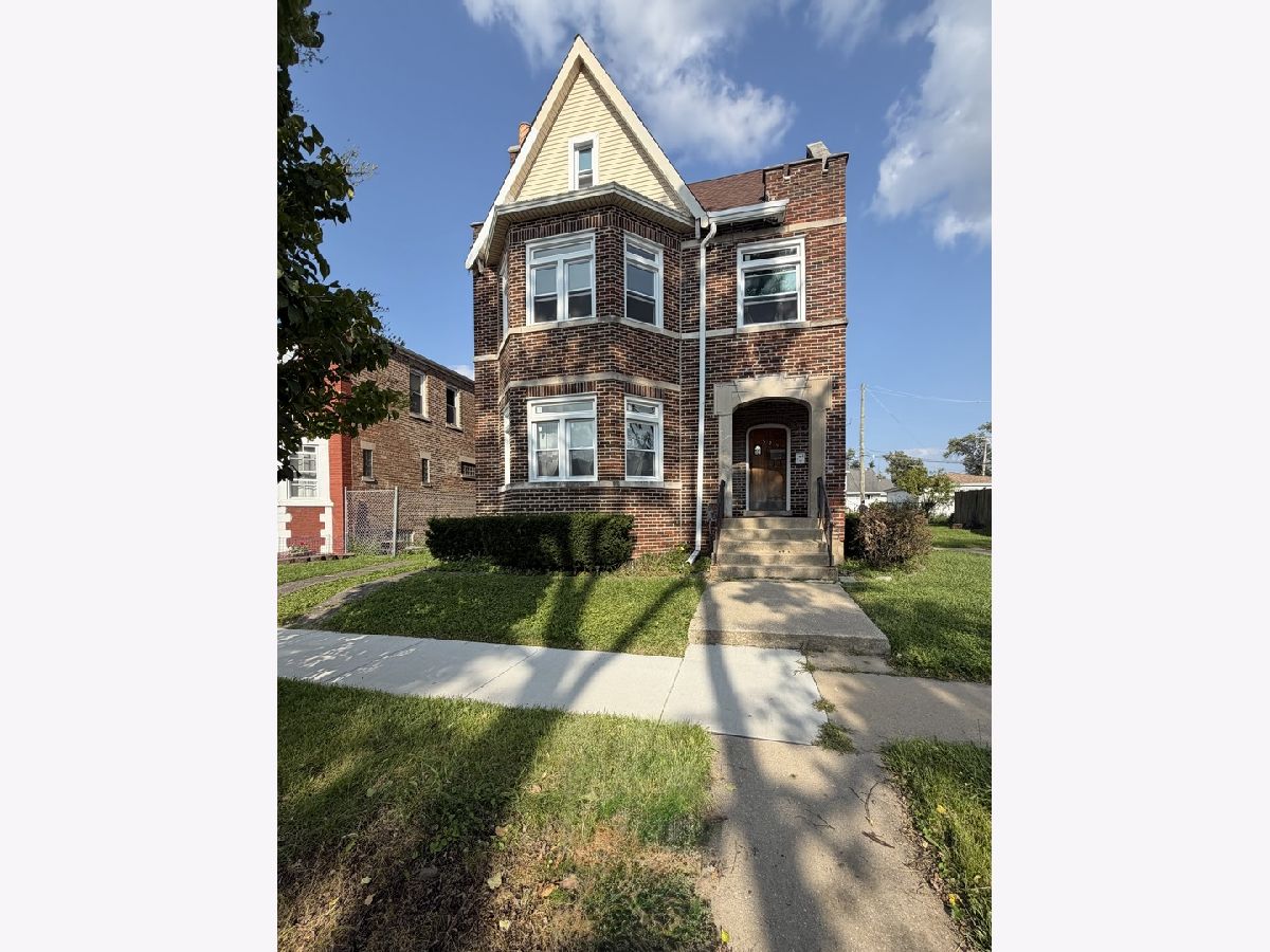  For Sale Chicago Heights Illinois, 529 Emerald Avenue