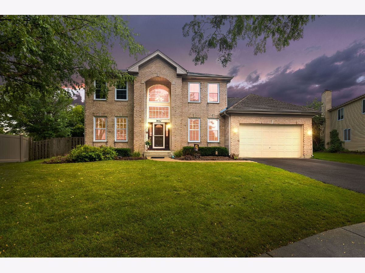  For Sale Carpentersville Illinois, 2607 Westwood Court