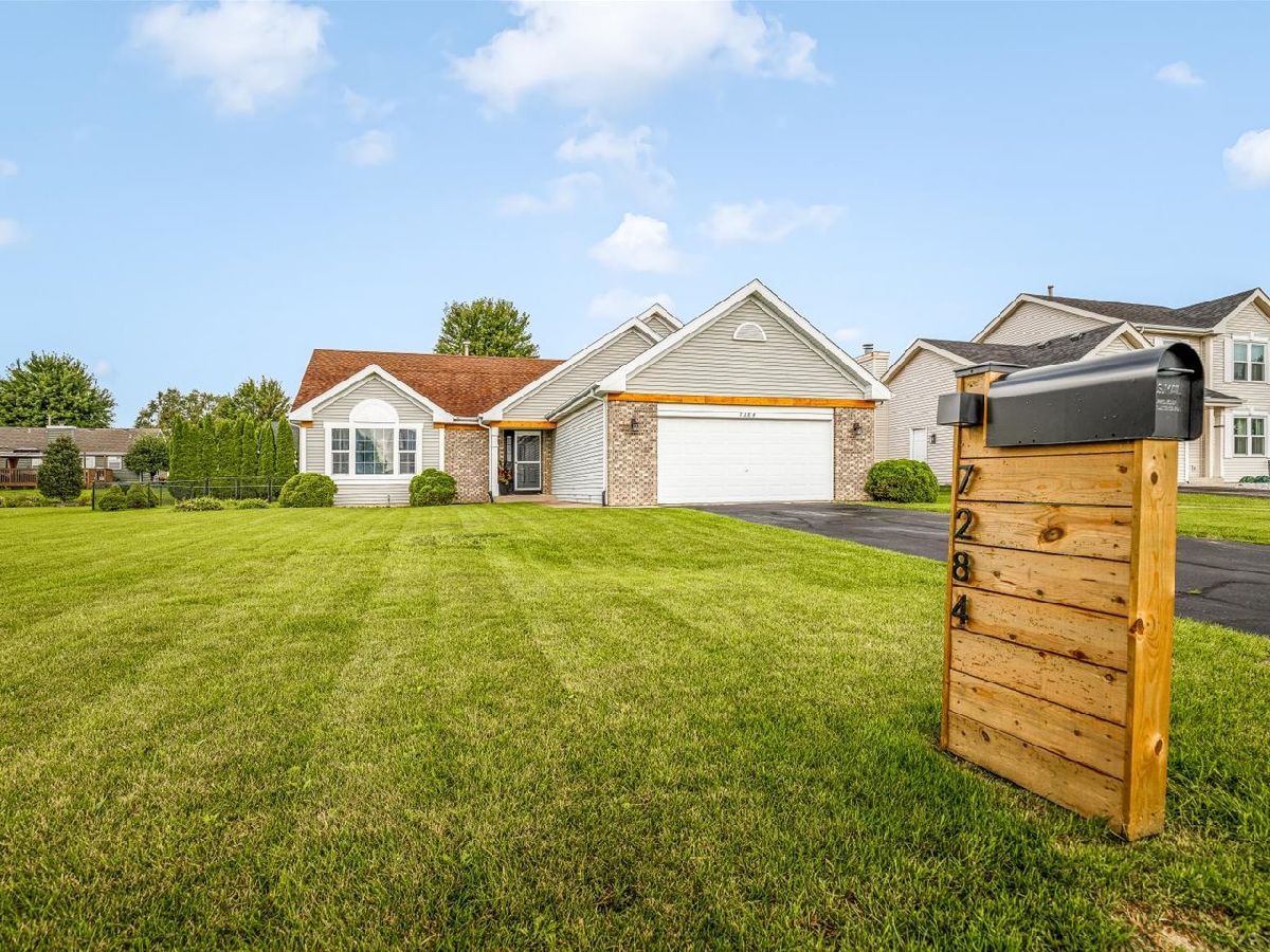  For Sale Loves Park Illinois, 7284 Thomas Drive