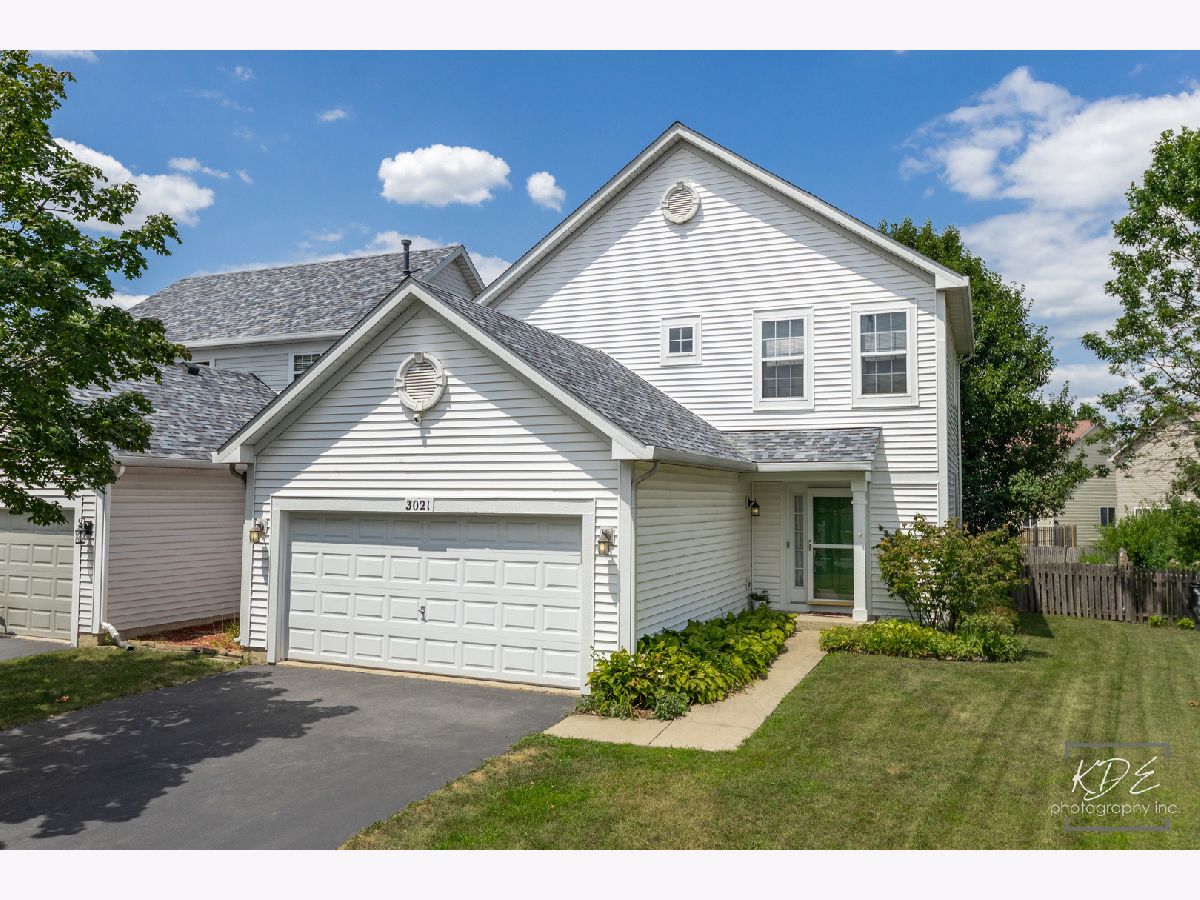 Townhomes & Homes Sold Country Homes Of Lakewood Falls Joliet Illinois, 3021 Roxbury