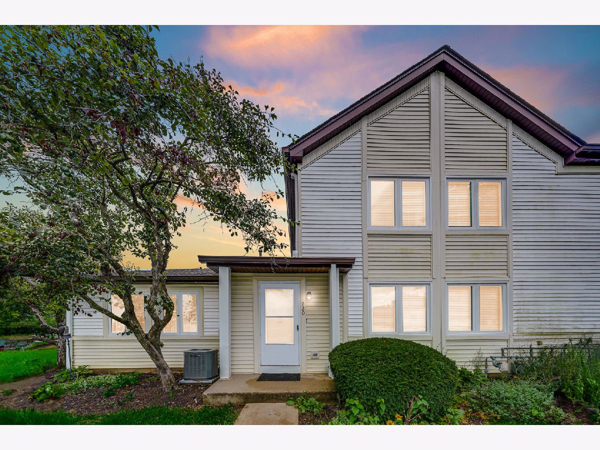  For Rent Deerfield Illinois, 120 Inverrary