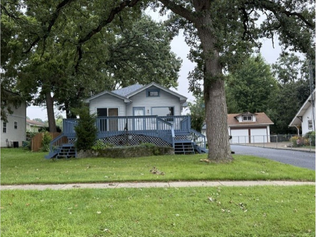  For Sale Round Lake Illinois, 414 Park Avenue
