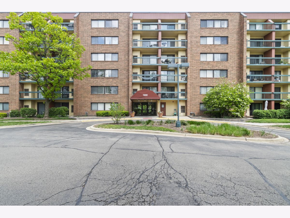  For Sale Hoffman Estates Illinois, 1800 Huntington Boulevard