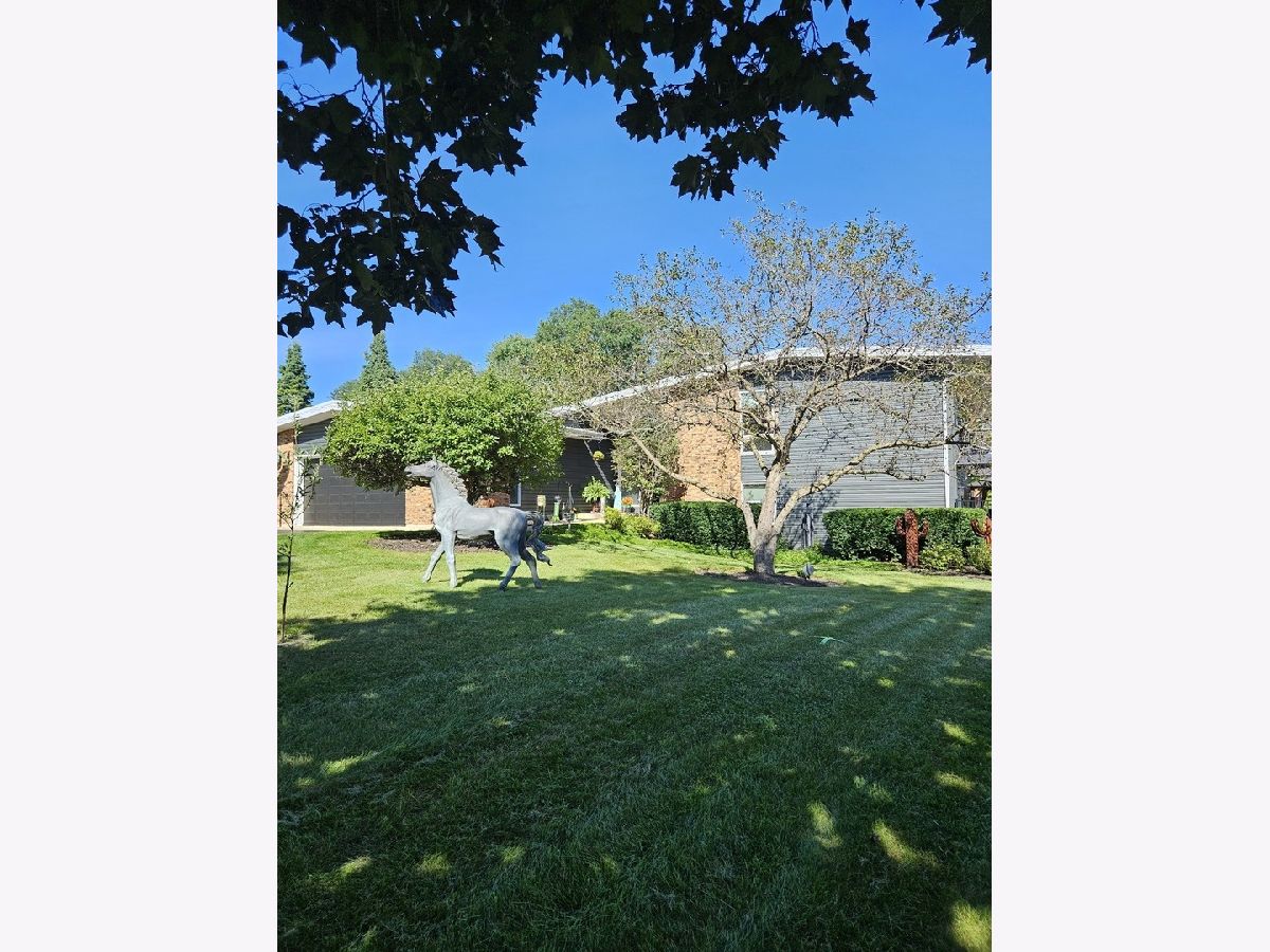  For Sale Mchenry Illinois, 1402 Appaloosa Trail