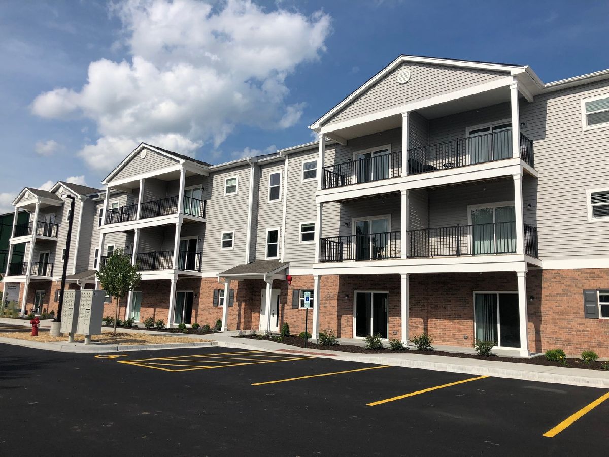  For Rent East Dundee Illinois, 855 Main