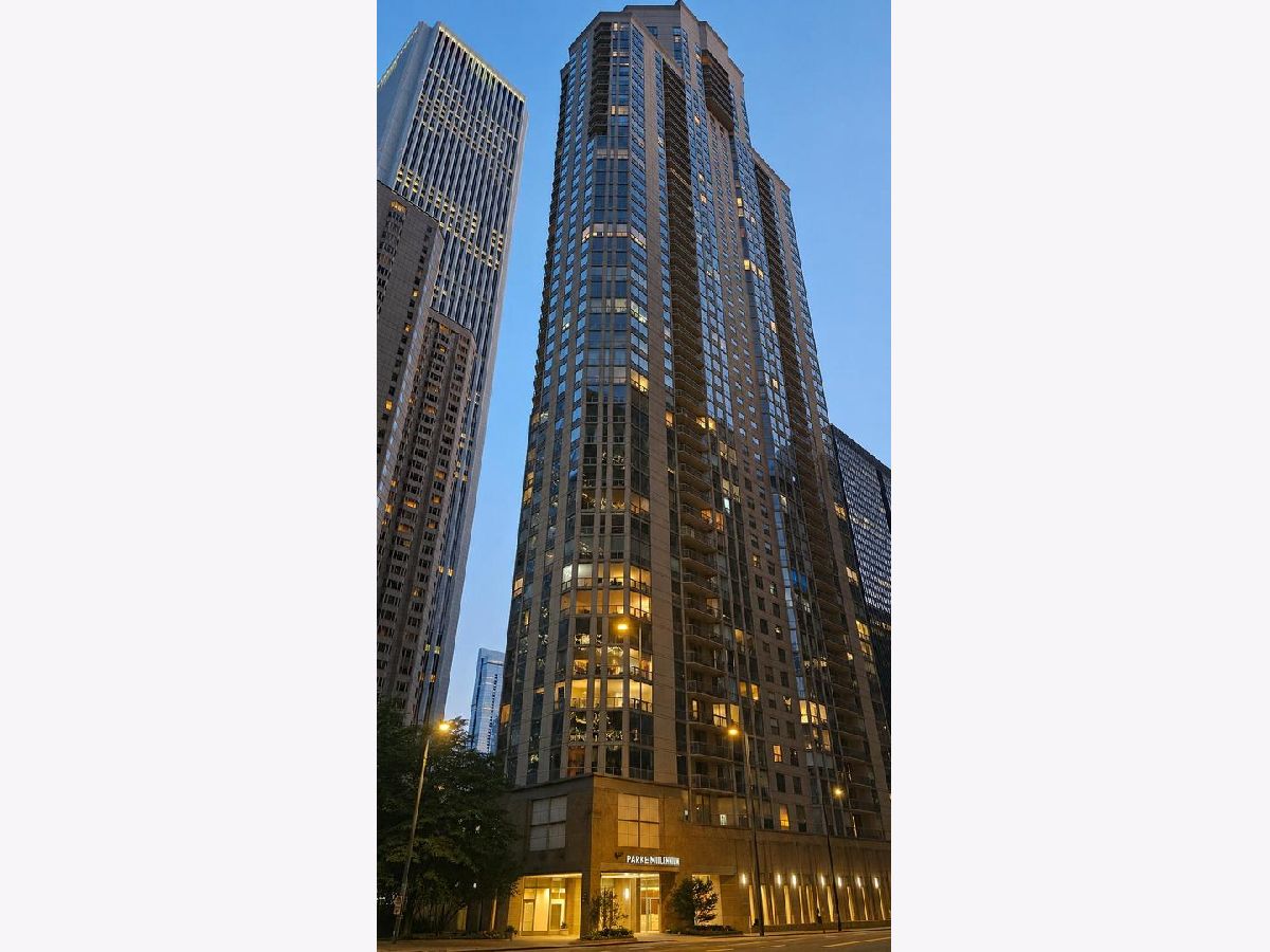  For Sale Chicago Illinois, 222 Columbus Drive