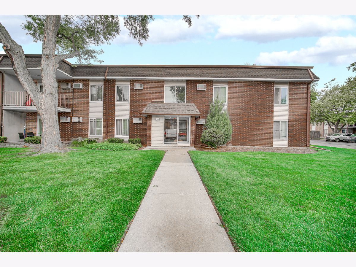  For Sale Buffalo Grove Illinois, 1133 Miller Lane