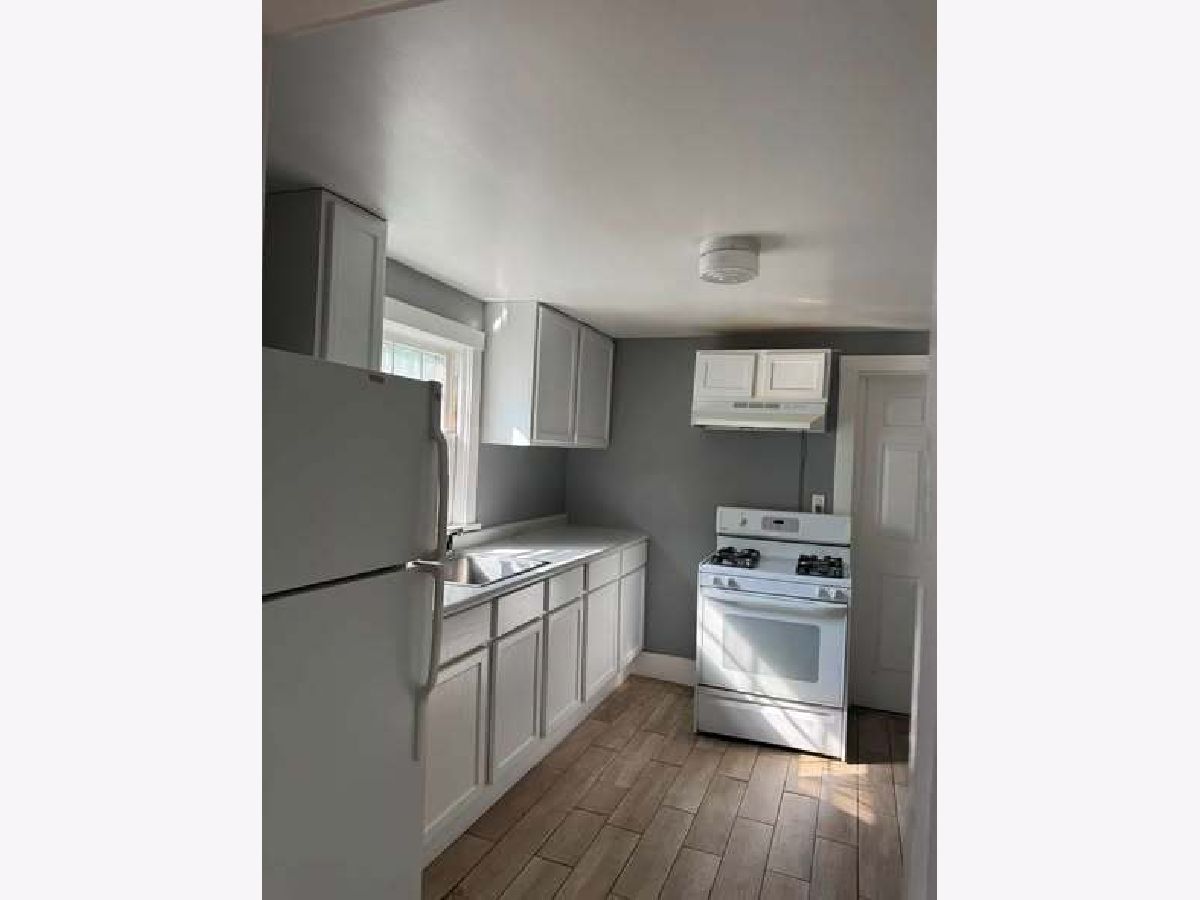  Rented Aurora Illinois, 512 Clark