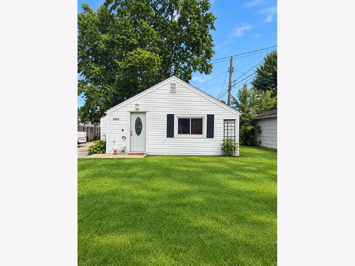  For Sale Machesney Park Illinois, 7013 Elkhorn Street