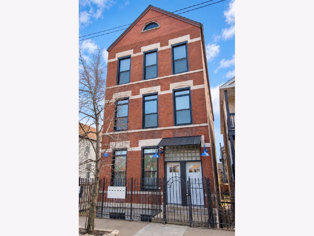 Condos & Townhomes & Homes For Rent Pilsen Chicago Illinois, 2117 18th
