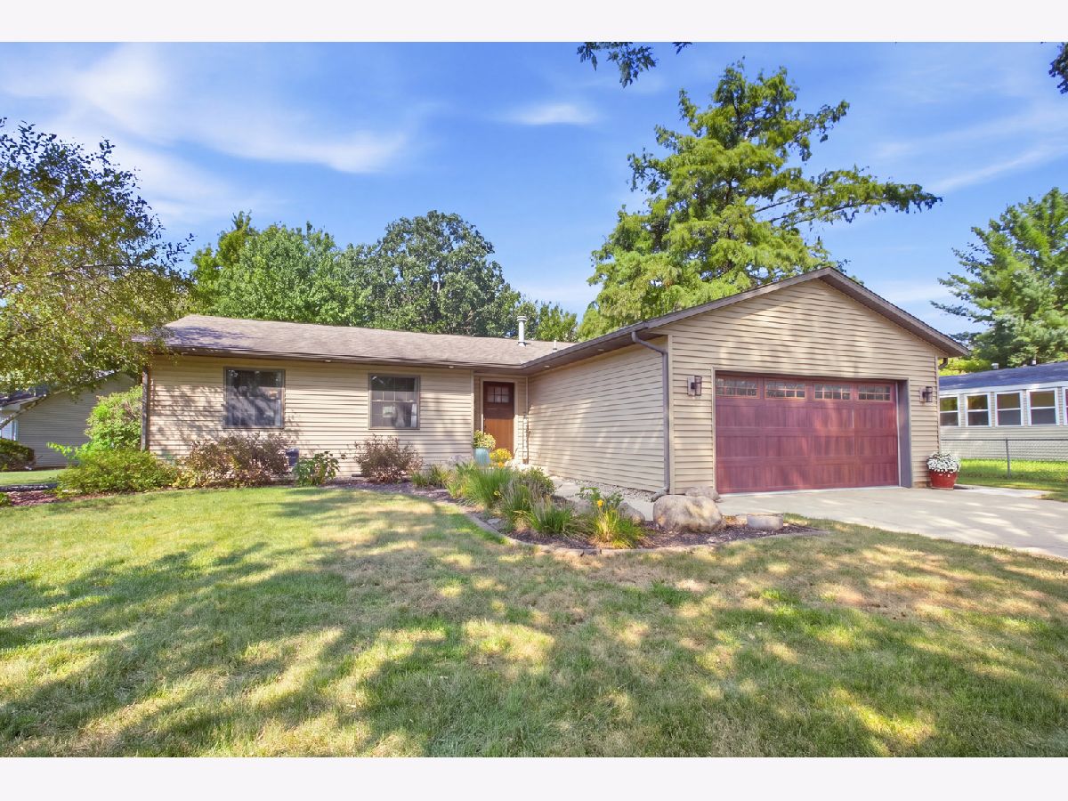  For Sale Mahomet Illinois, 1103 Center Street