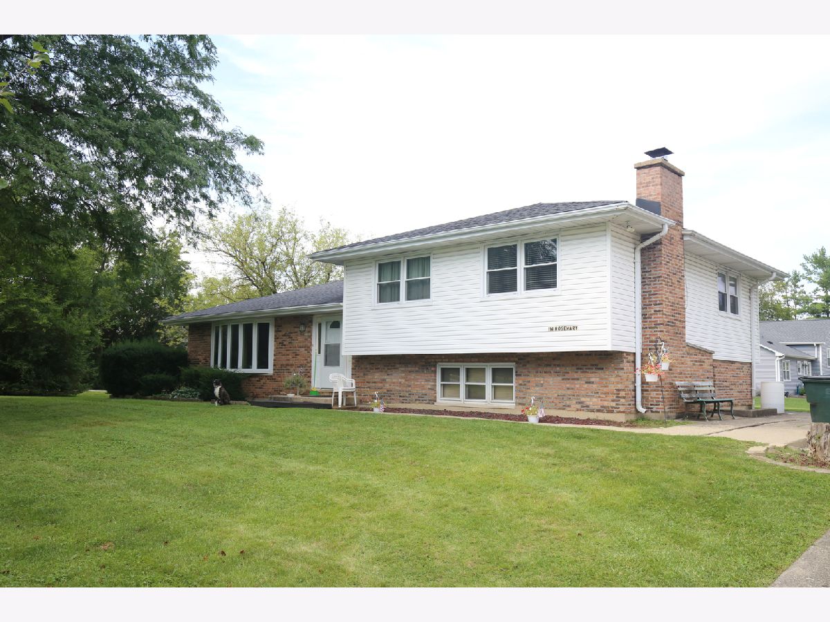Homes For Sale Country Club Estates Inverness Illinois, 114 Rosemary Avenue