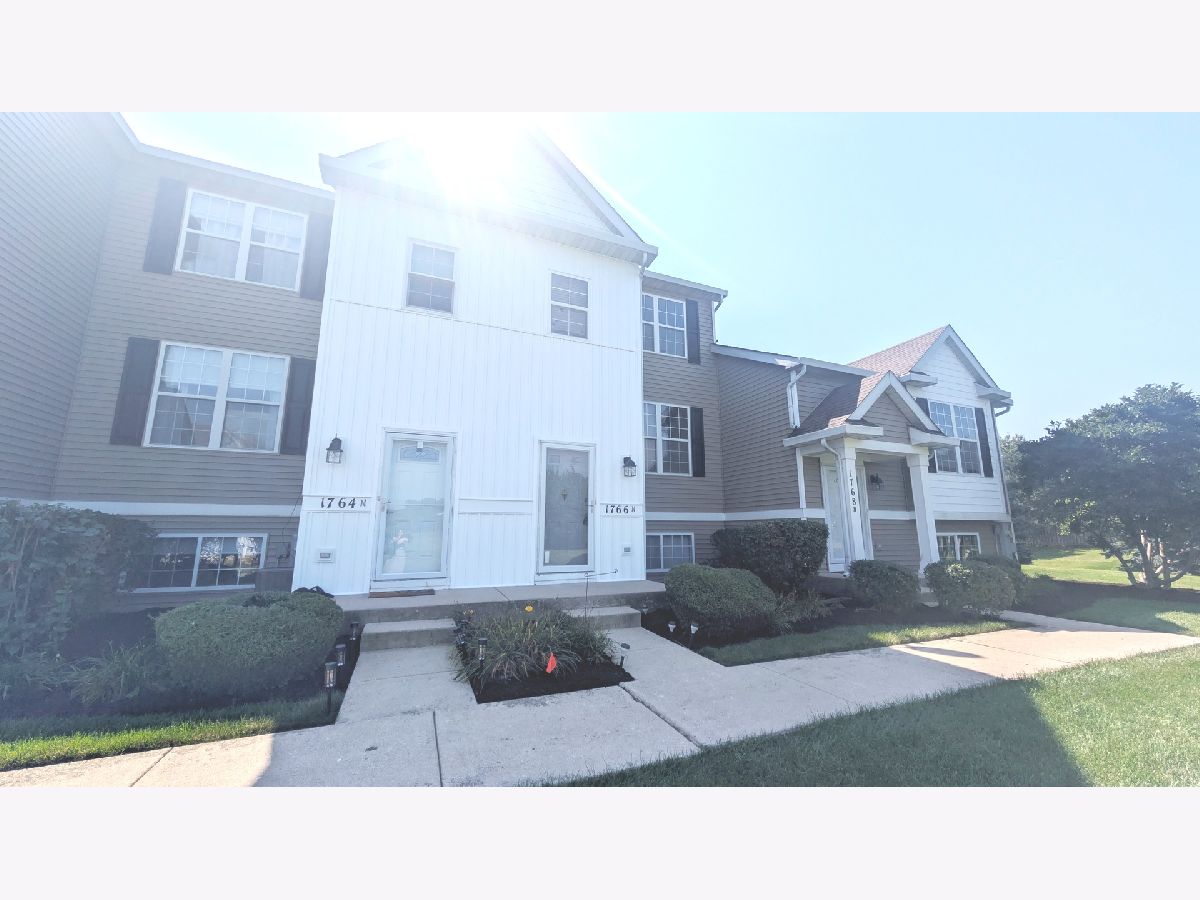 Homes & Townhomes & Condos For Rent Kipling Estates Shorewood Illinois, 1766 Fieldstone