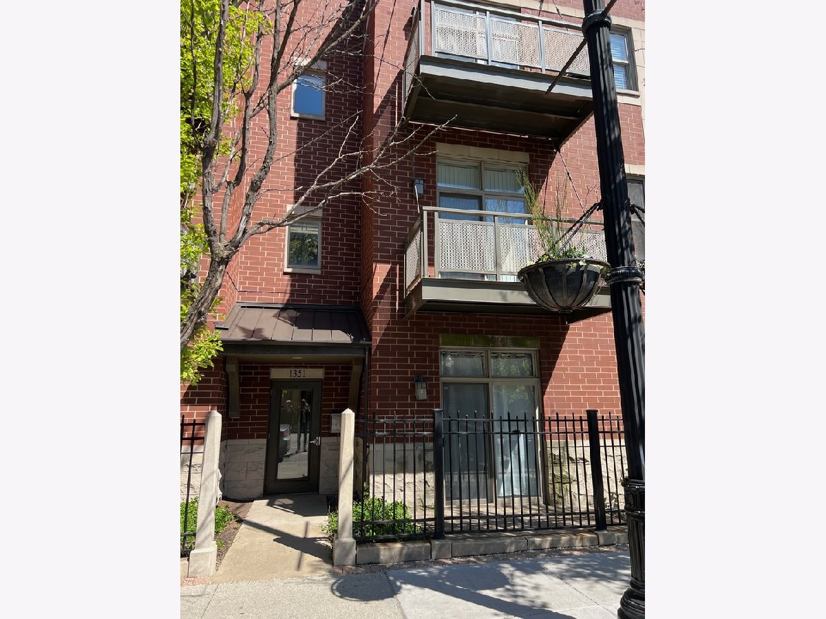  For Rent Chicago Illinois, 1351 Halsted
