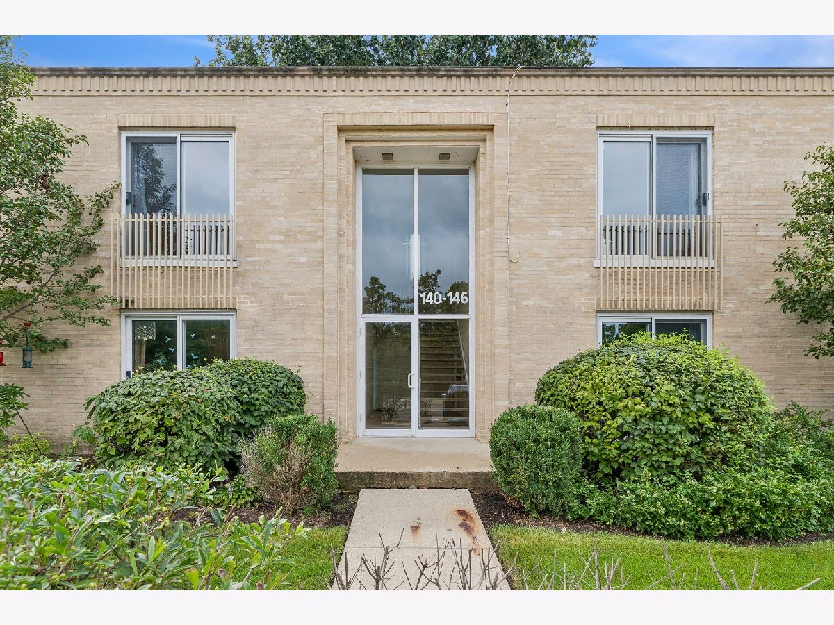  For Rent Glencoe Illinois, 140 Green Bay