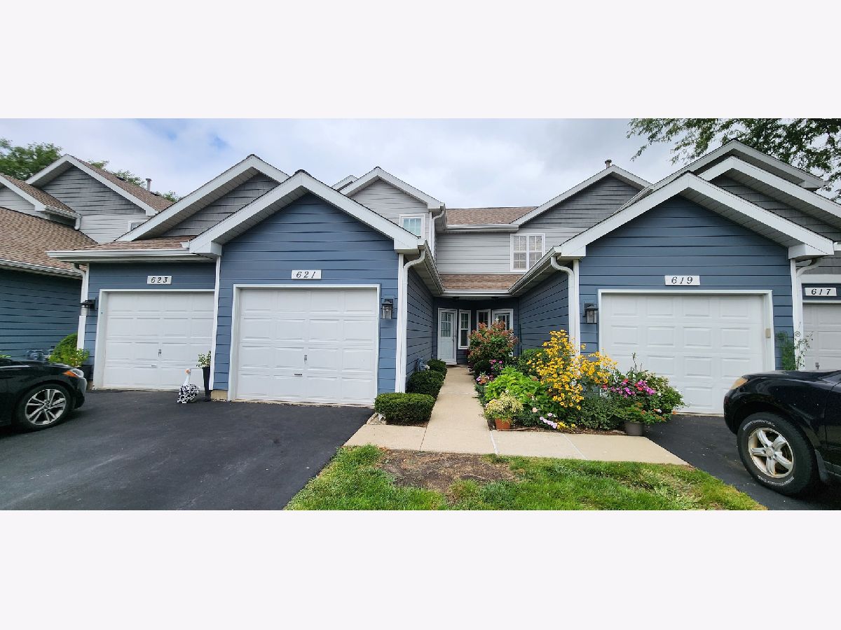  For Rent Mundelein Illinois, 621 Woodhaven