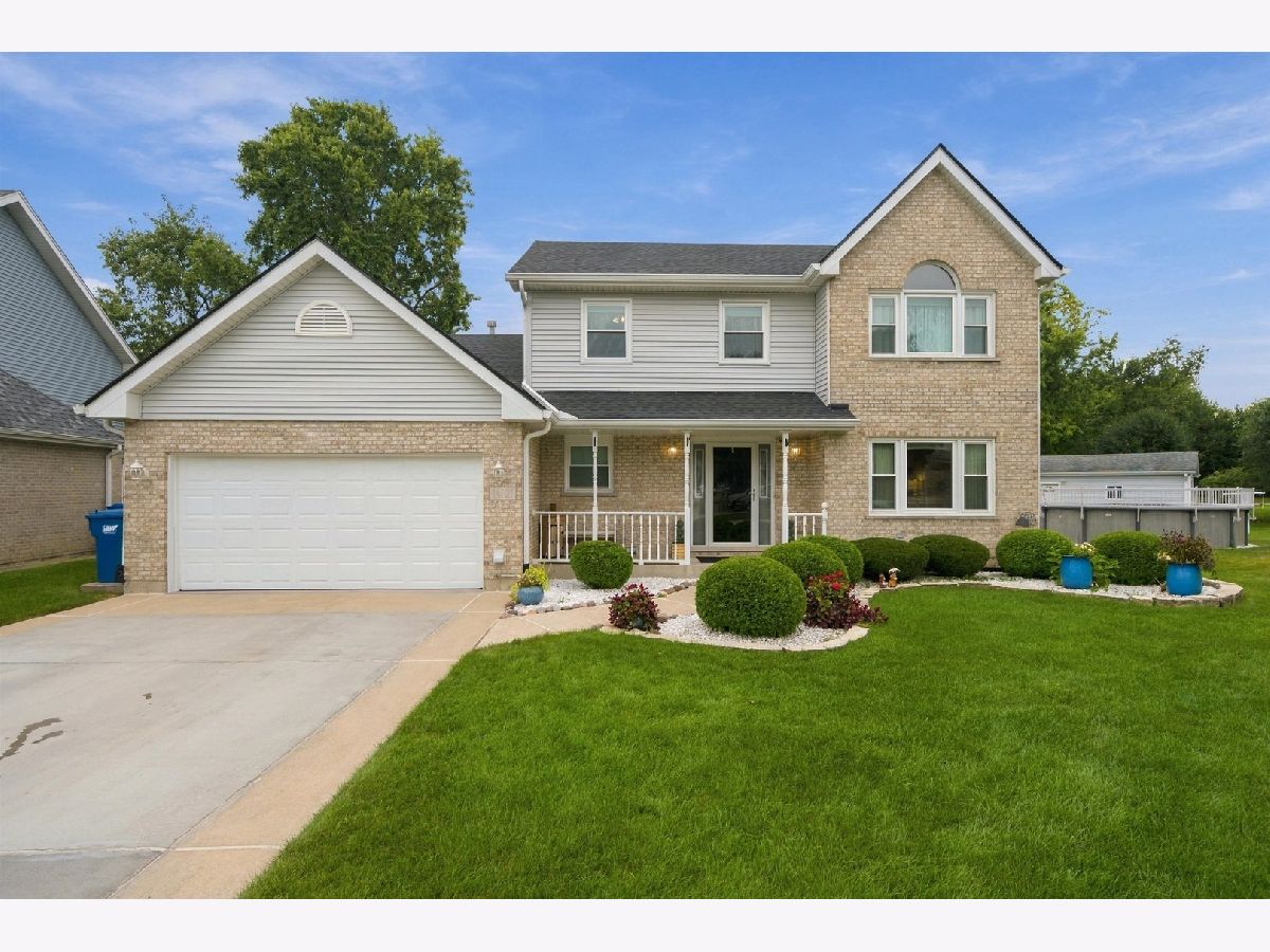  For Sale Crestwood Illinois, 14101 Laramie Court