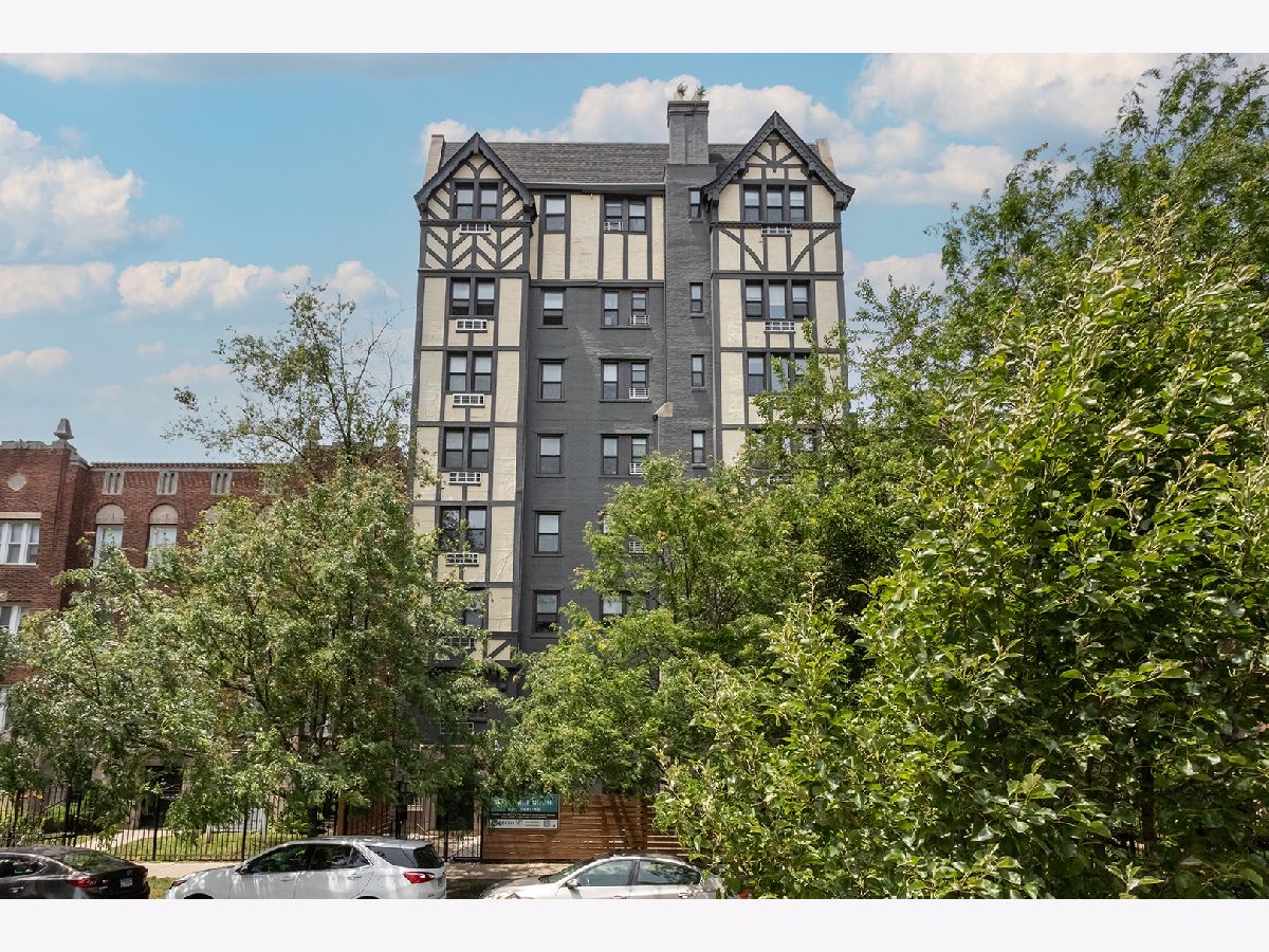  Rented Chicago Illinois, 5718 Winthrop