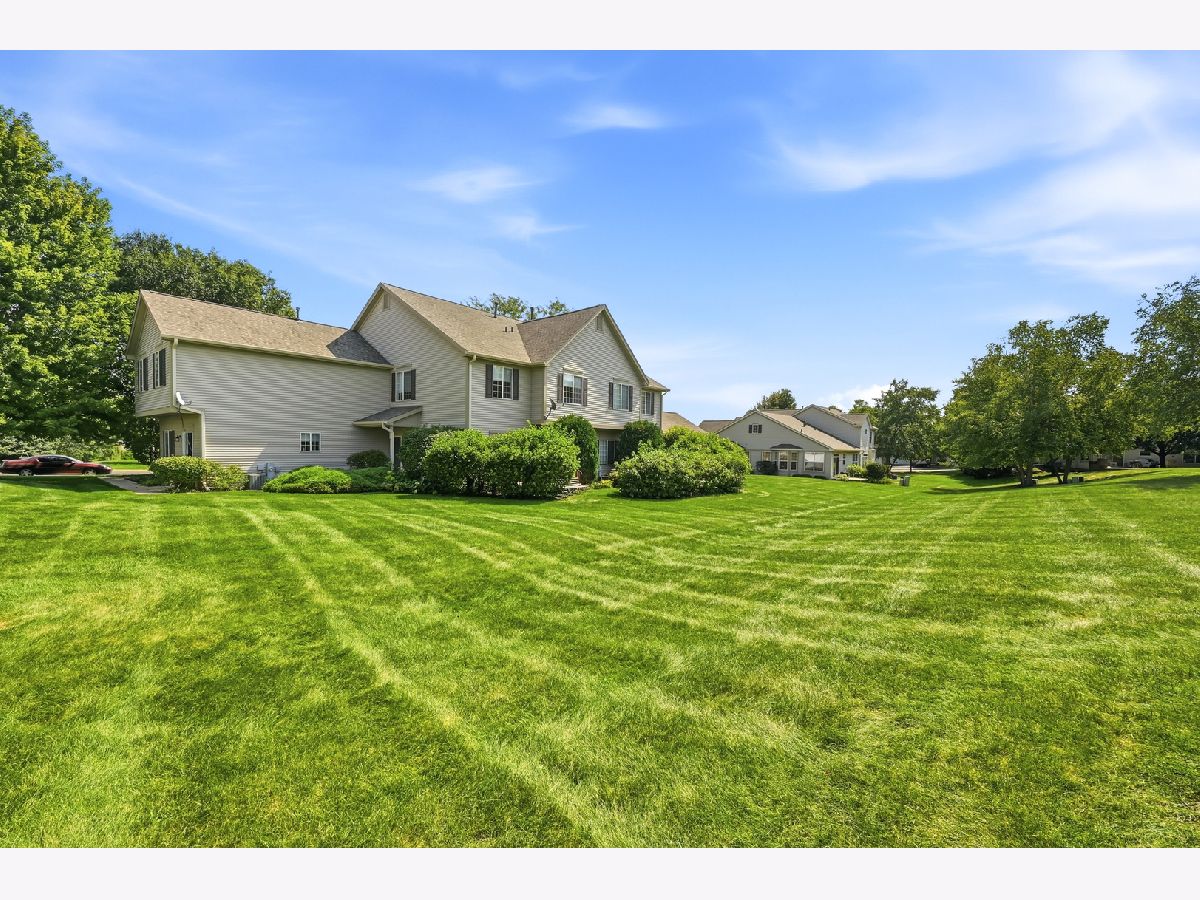  For Sale Yorkville Illinois, 2051 Village View Drive