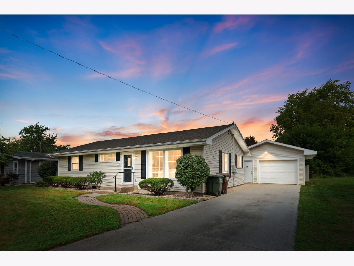  Sold Chebanse Illinois, 285 Marion