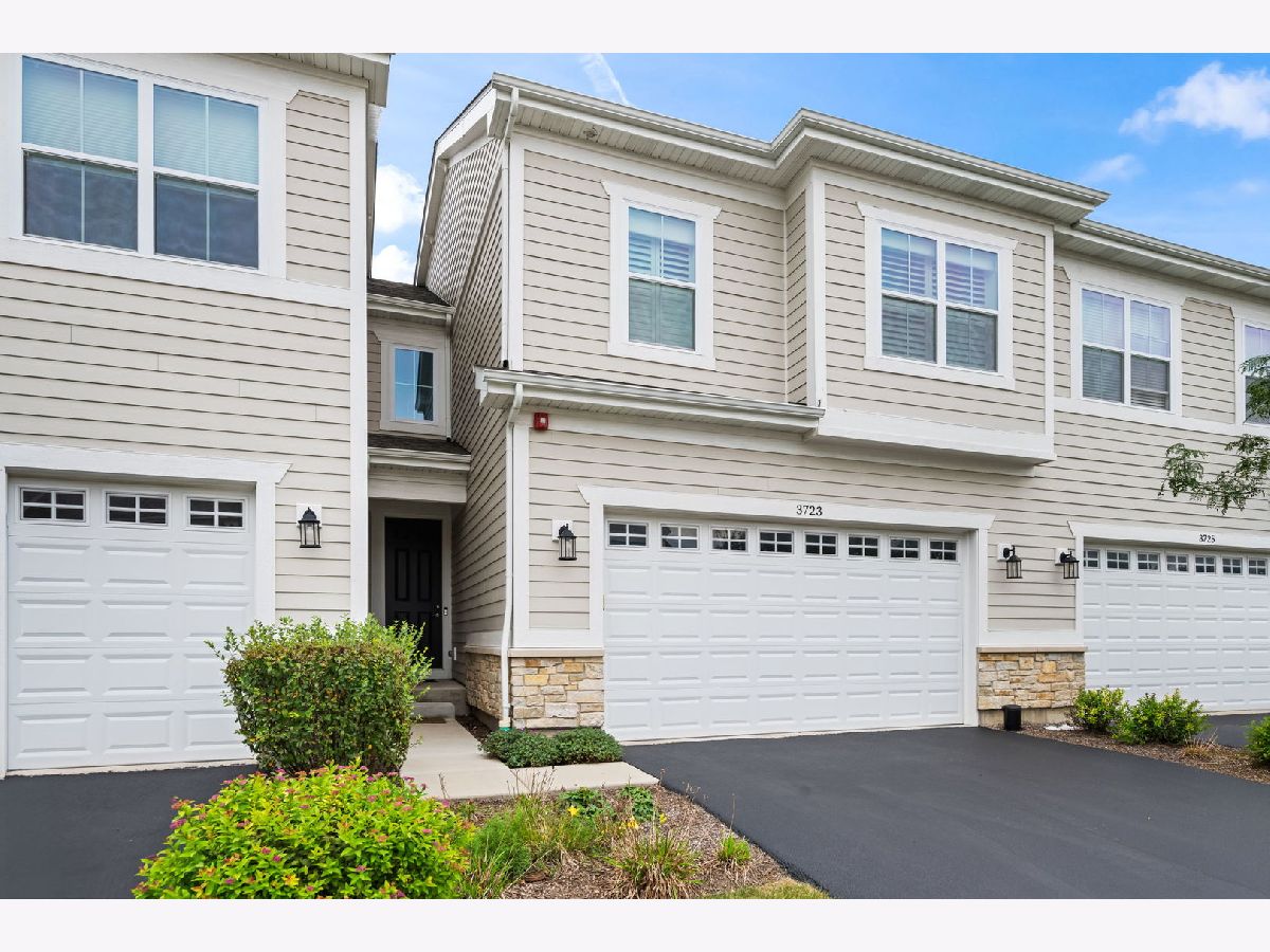 Condos & Townhomes & Homes For Sale Provenance Northbrook Illinois, 3723 Provenance Way