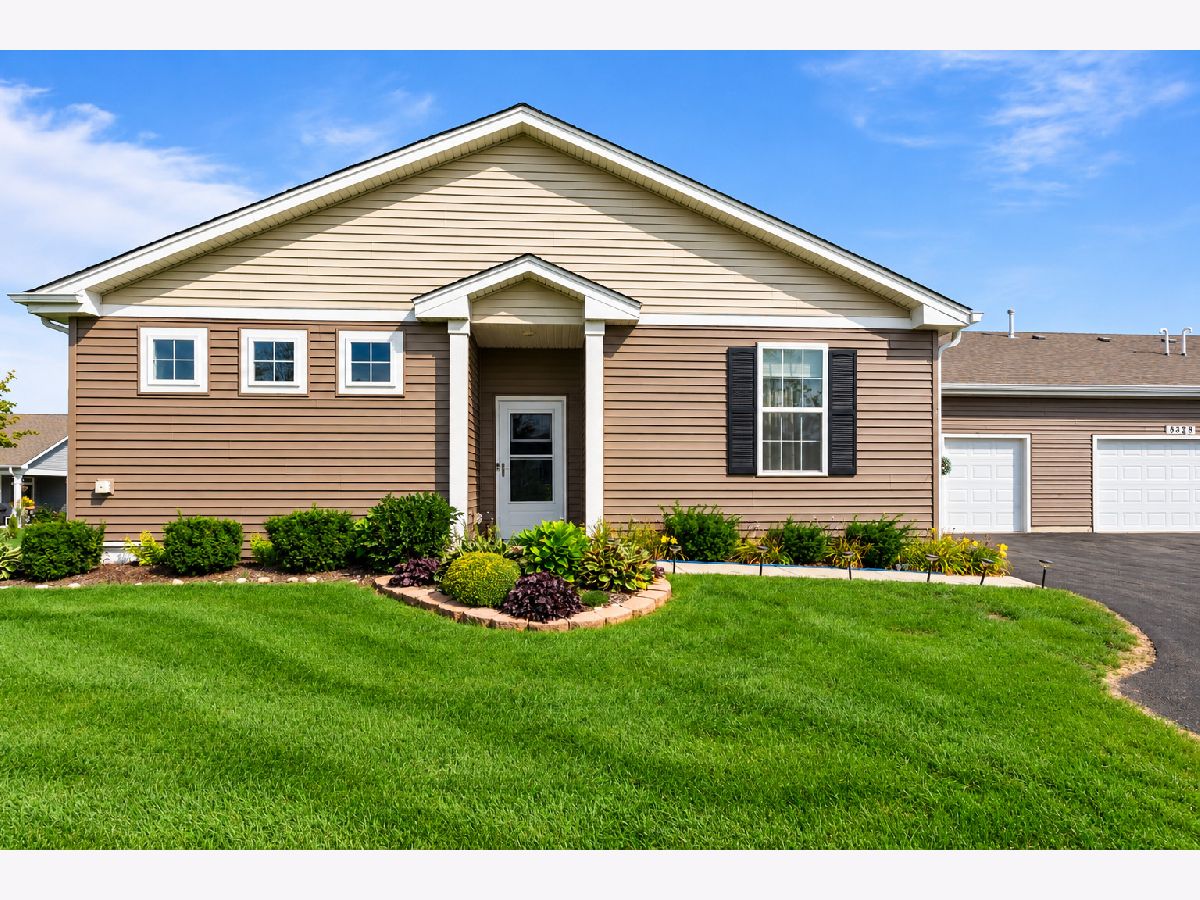 Homes & Condos & Townhomes For Sale Stonewater Wonder Lake Illinois, 6328 Maple Glen Drive