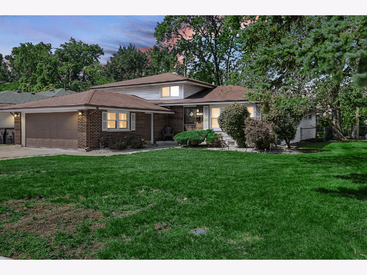  For Sale South Holland Illinois, 15622 Prince Drive