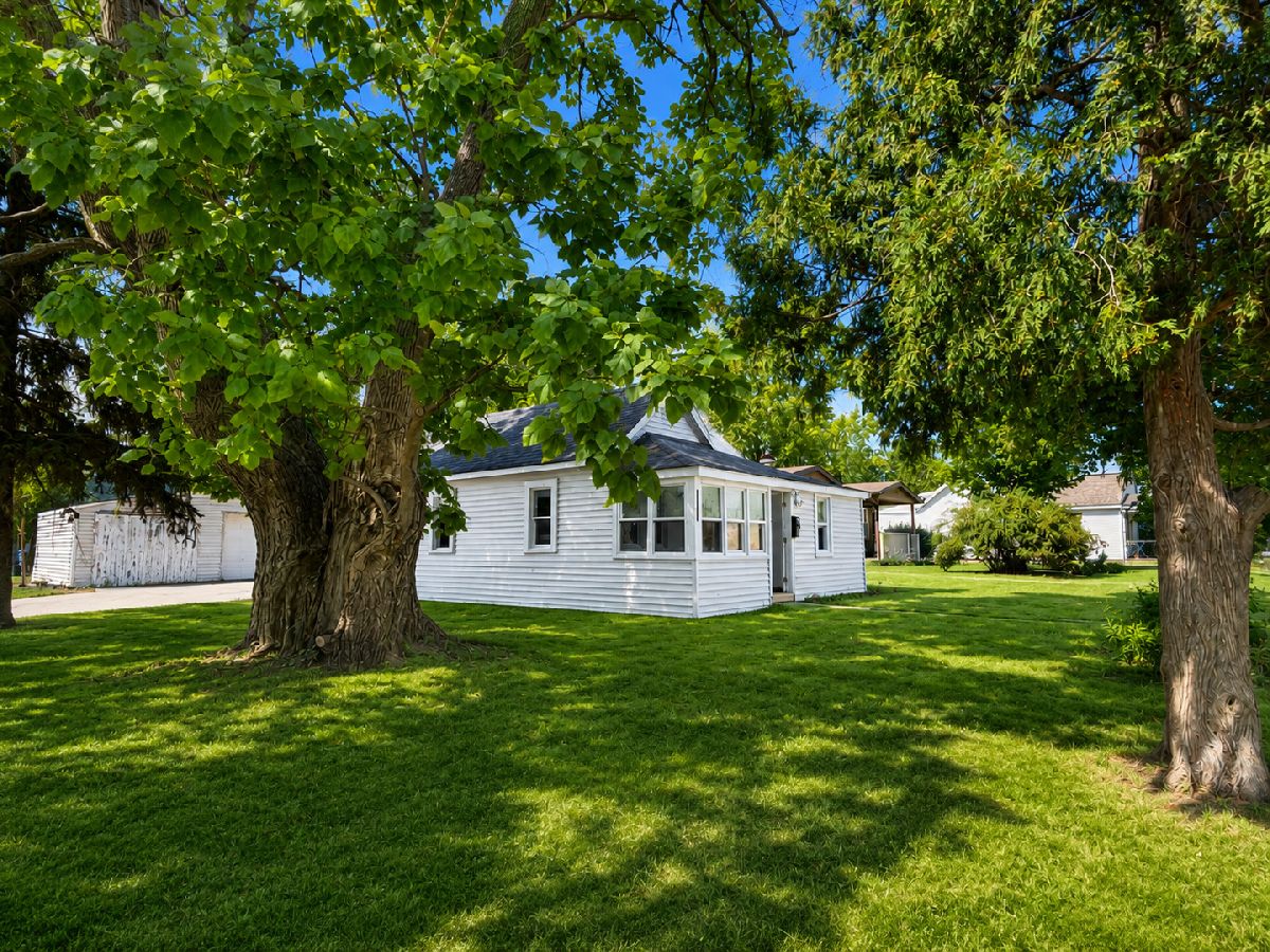  For Rent Dekalb Illinois, 1155 S 7th