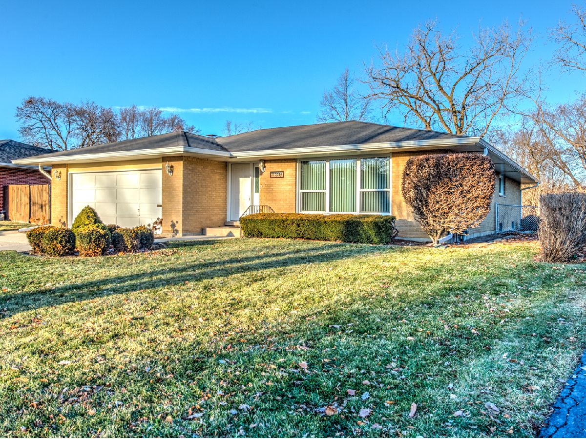  Rented Rolling Meadows Illinois, 3316 Brookmeade