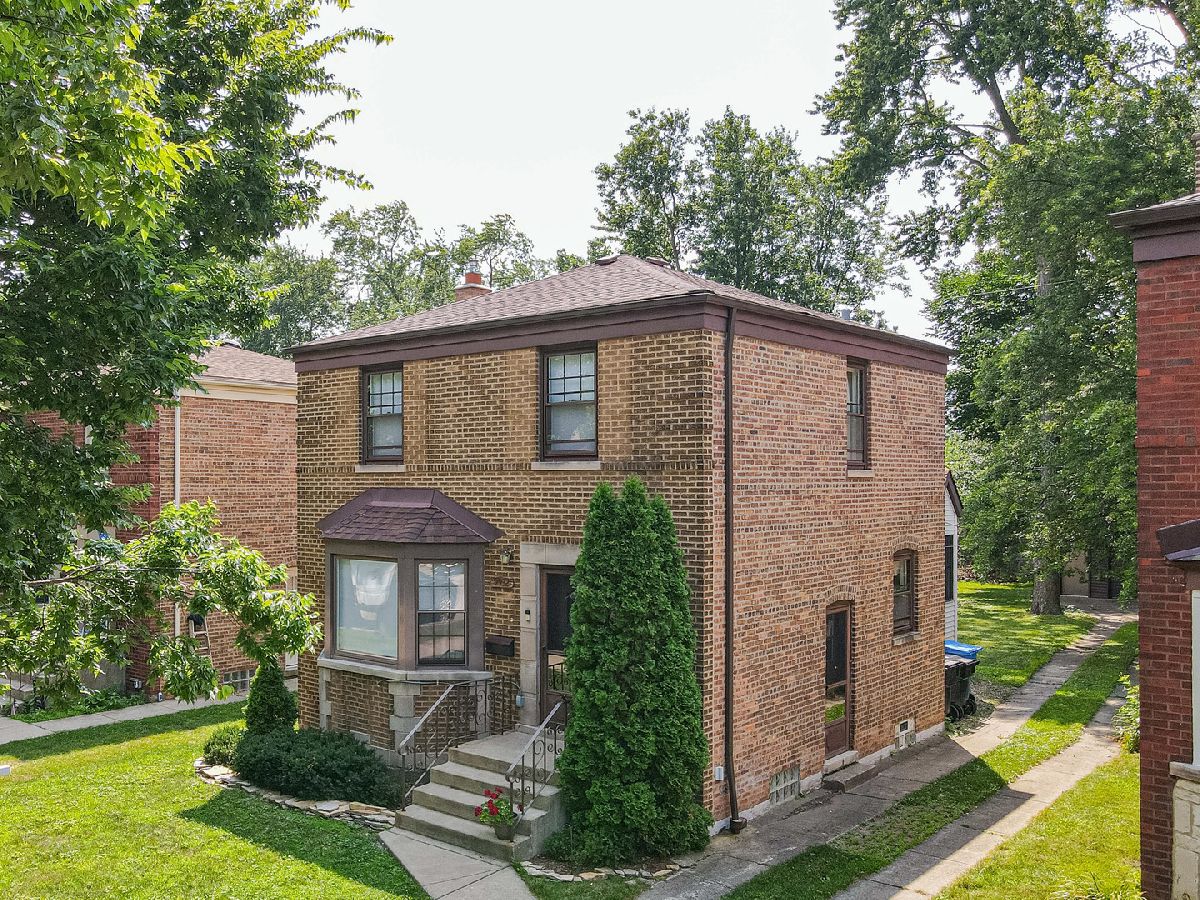  For Sale Chicago Illinois, 9932 Maplewood Avenue