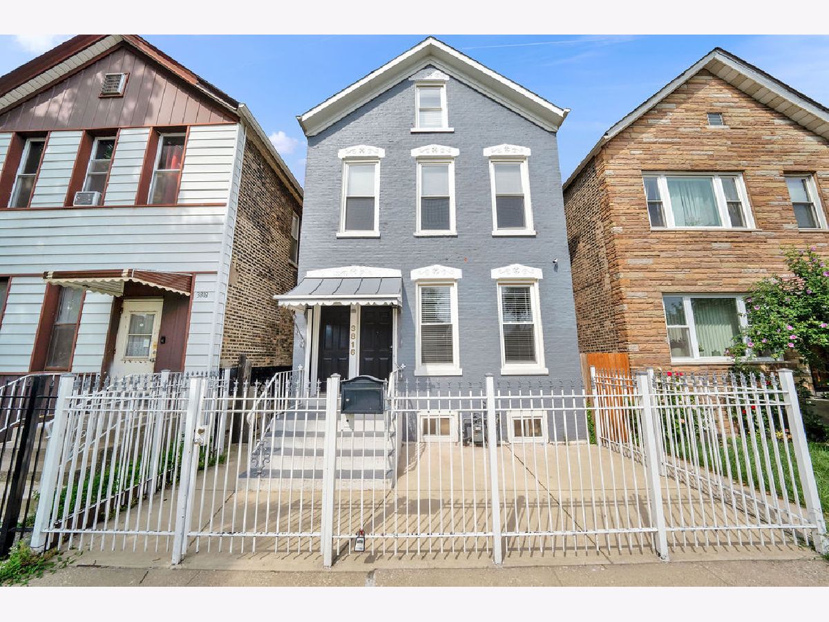 Townhomes & Condos & Homes For Rent Mckinley Gardens Chicago Illinois, 3816 Honore
