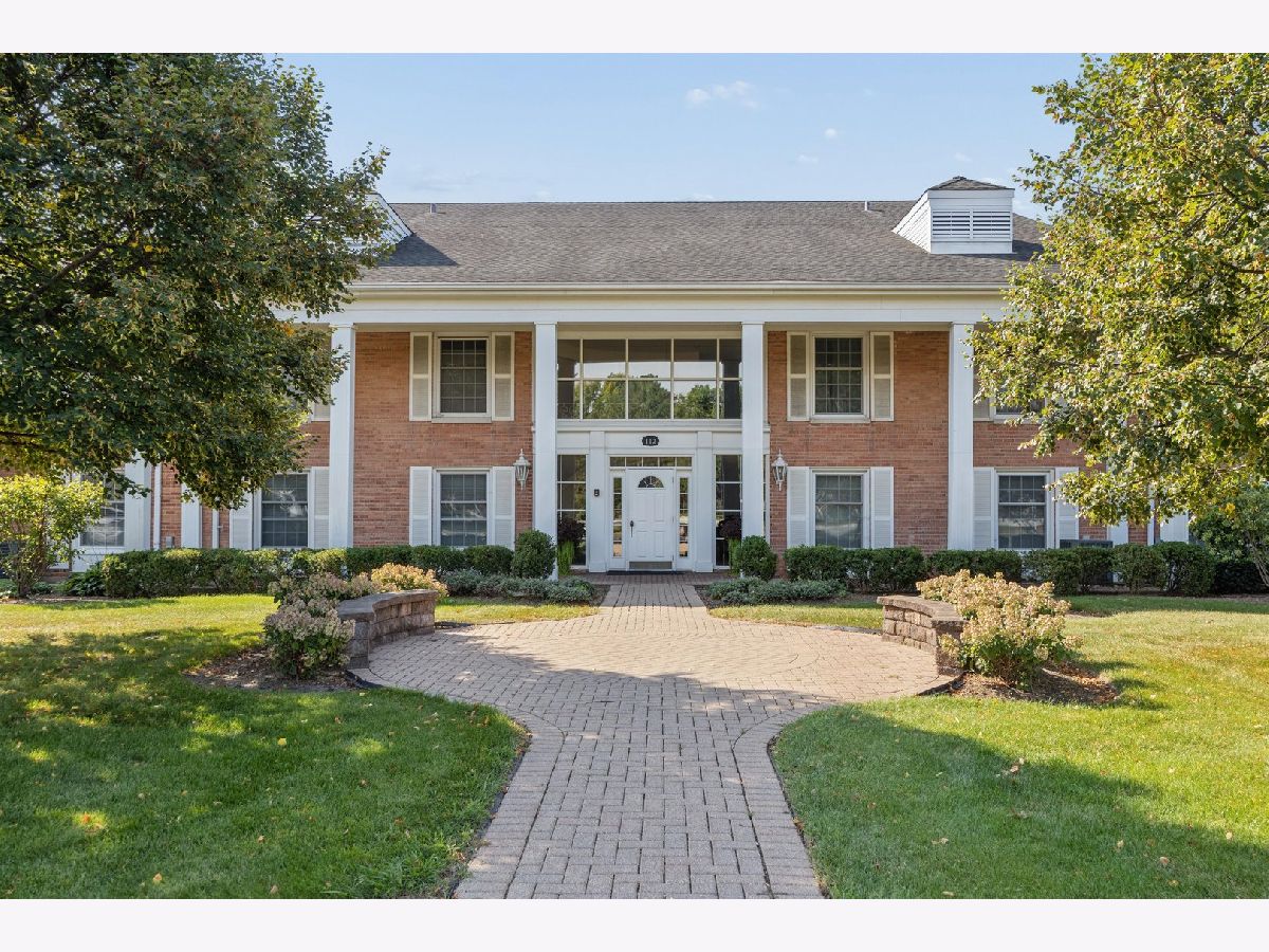  For Sale Burr Ridge Illinois, 112 Carriage Way Drive